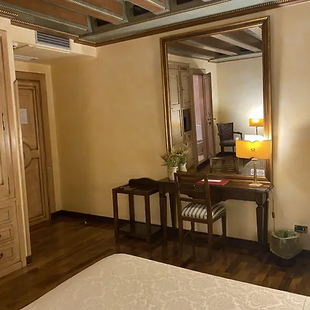 Hotel Il Chiostro